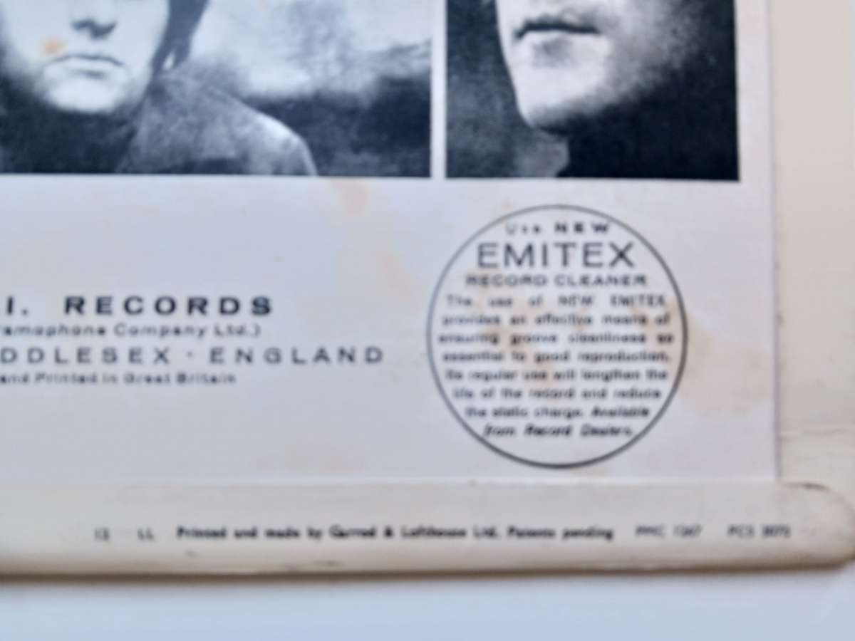 The Beatles - Rubber Soul  ( scares 1965 UK released LP VG+ / VG+ )