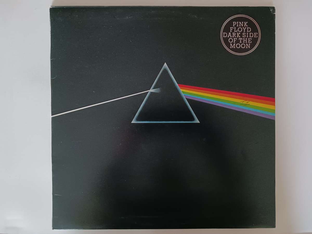 Pink Floyd - The Dark Side of the Moon  ( scarce 1973 SA released  LP - solid blue inverted prism )