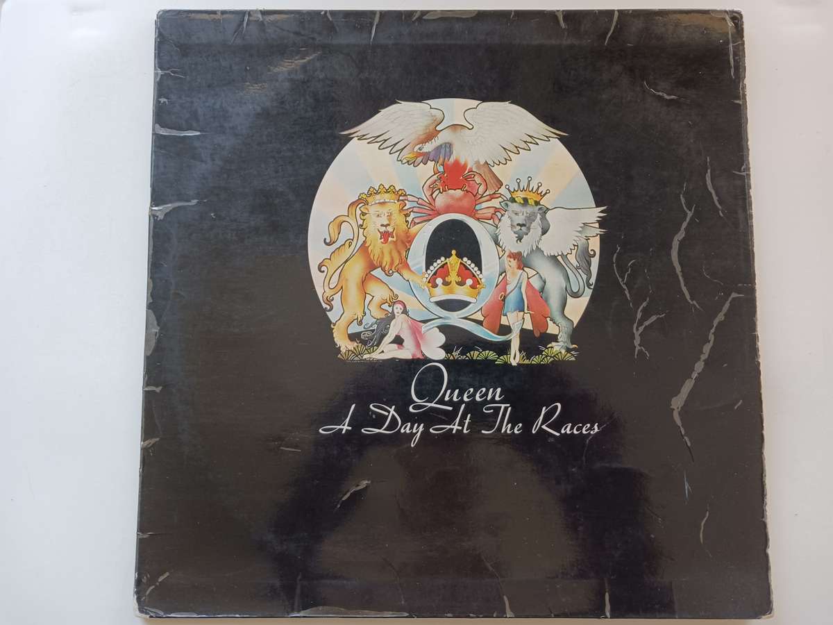 Queen - A Day At The Races  ( 1976 SA released LP )