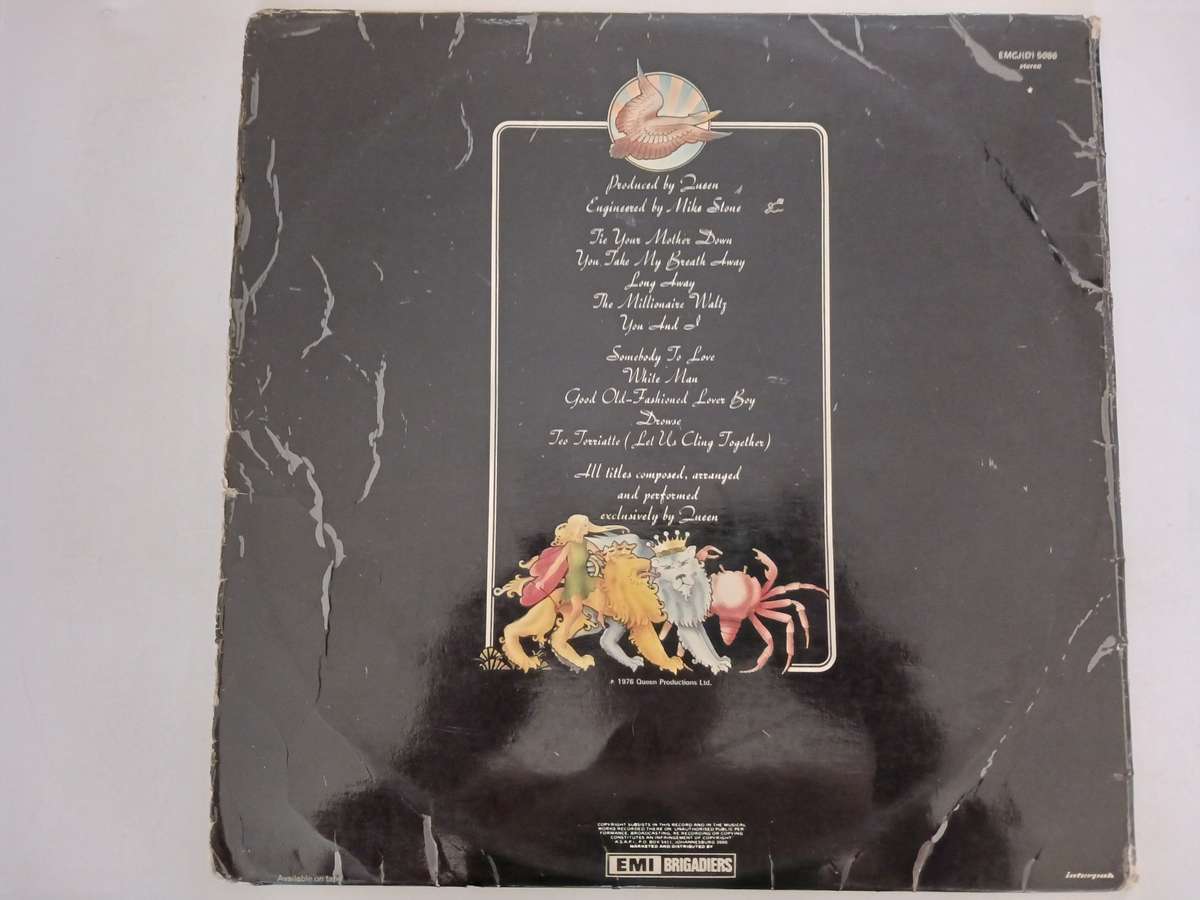 Queen - A Day At The Races  ( 1976 SA released LP )