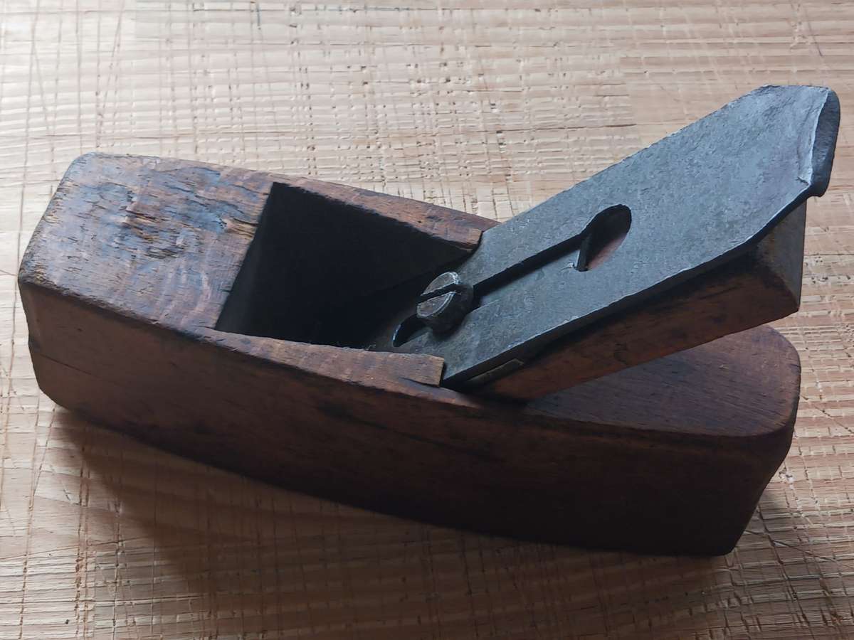 Antique Wood Block,Wood Plane ( good used condition.)