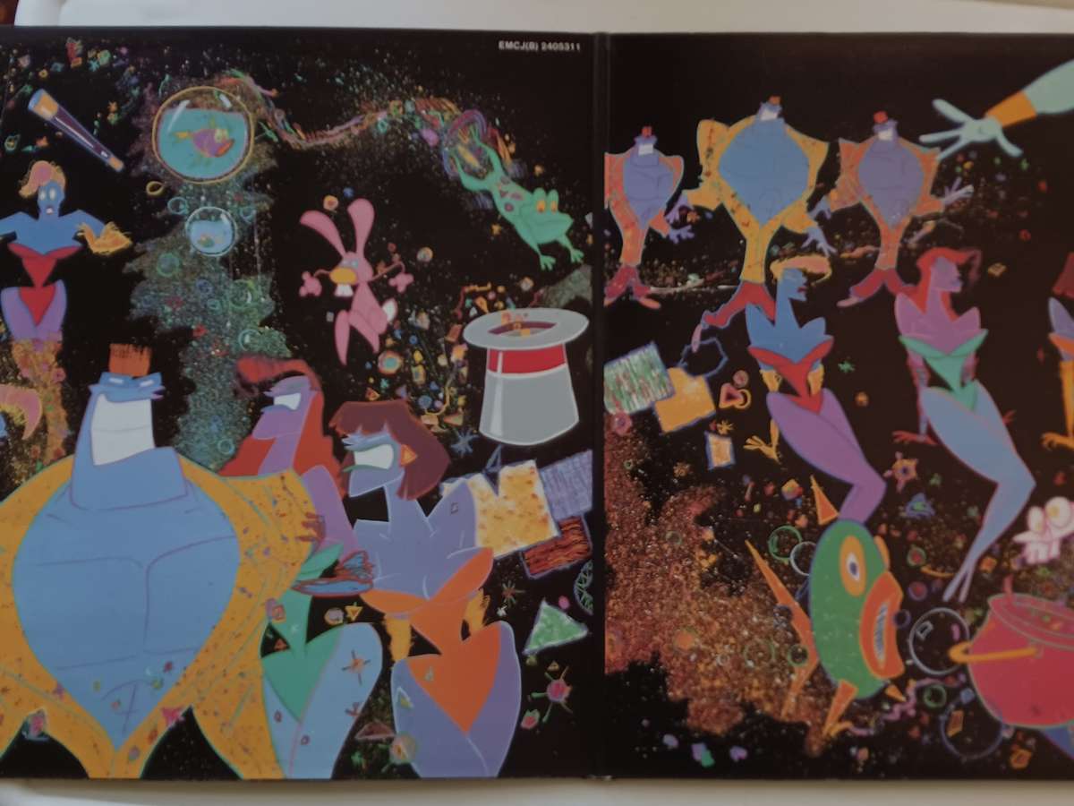 Queen - A Kind of Magic ( Scarce 1986 SA released LP  NM / M- )