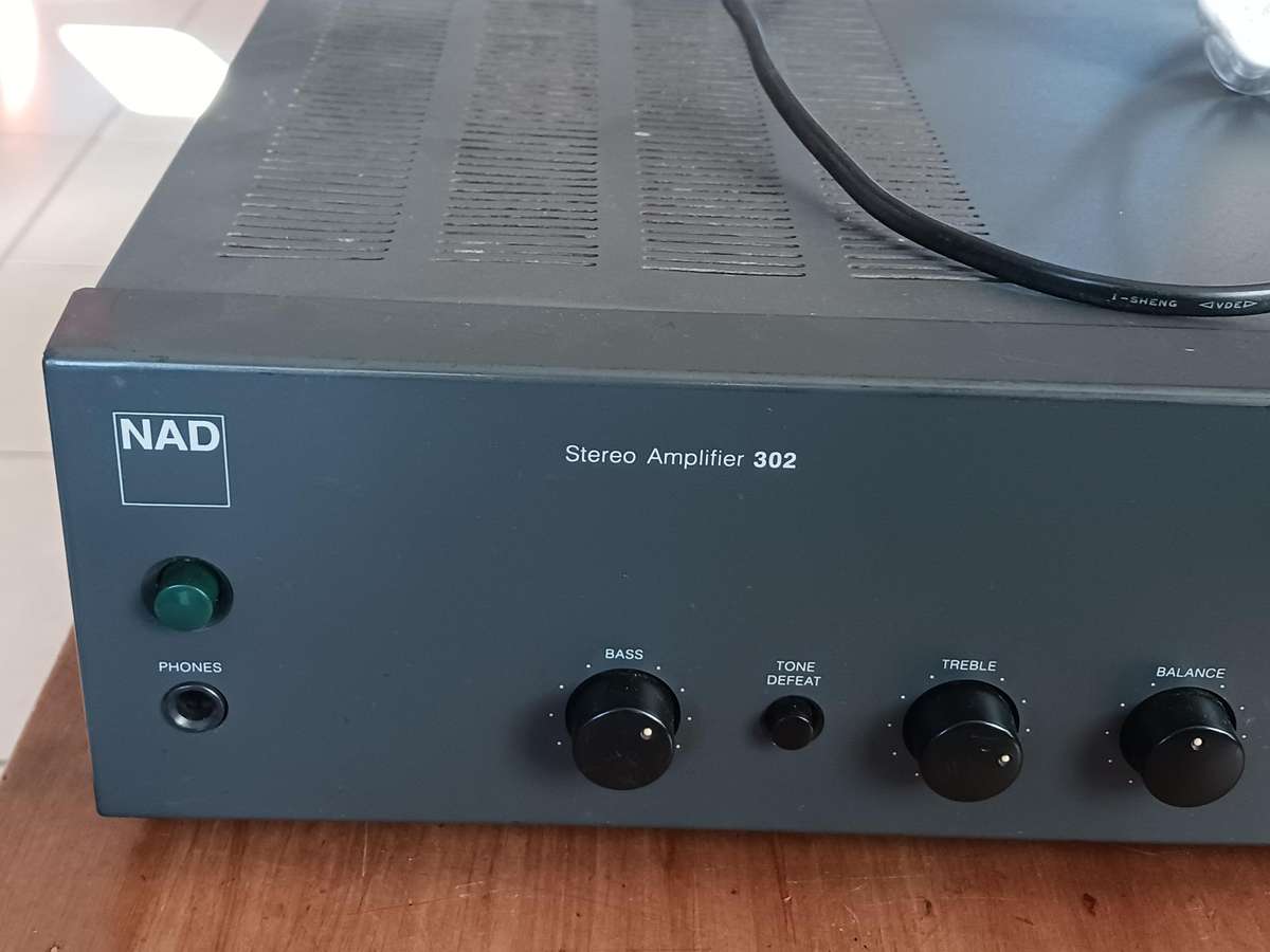 Nad 302-Amplifier 25 watts  ( 1993-1994 Hi Fi choise best buy )