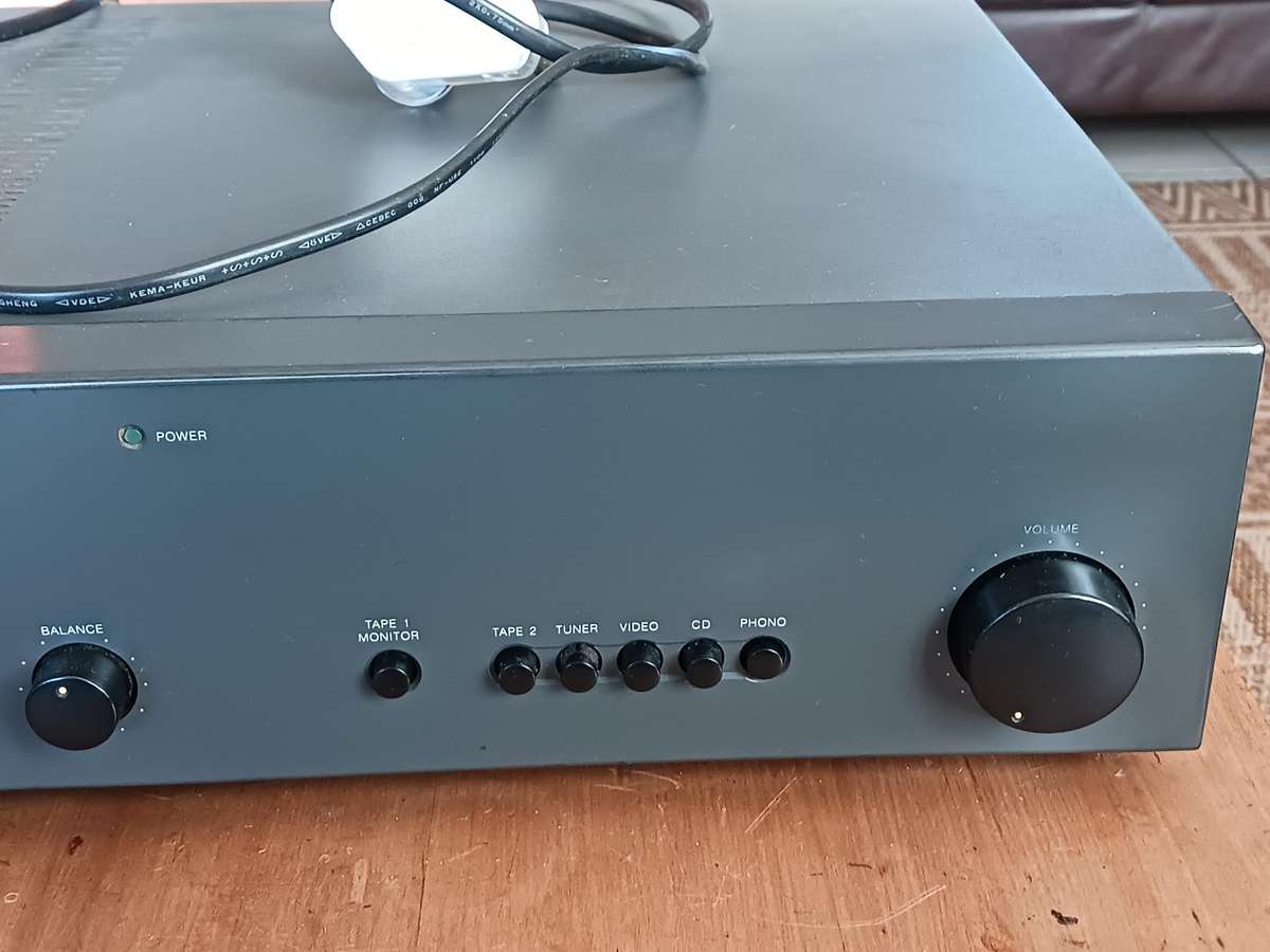 Nad 302-Amplifier 25 watts  ( 1993-1994 Hi Fi choise best buy )