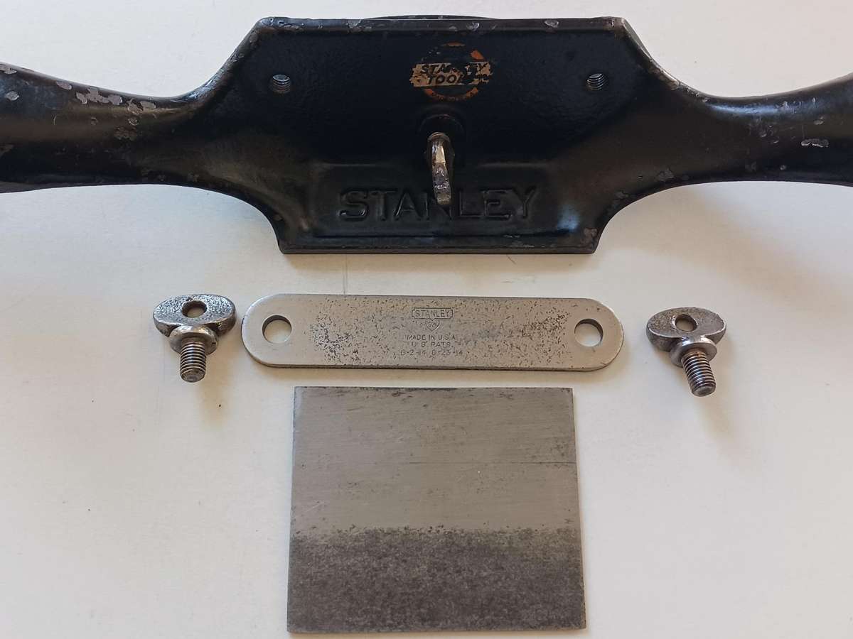 Vintage Stanley Wood Plane No. 80 made in USA - in a good used working condition.