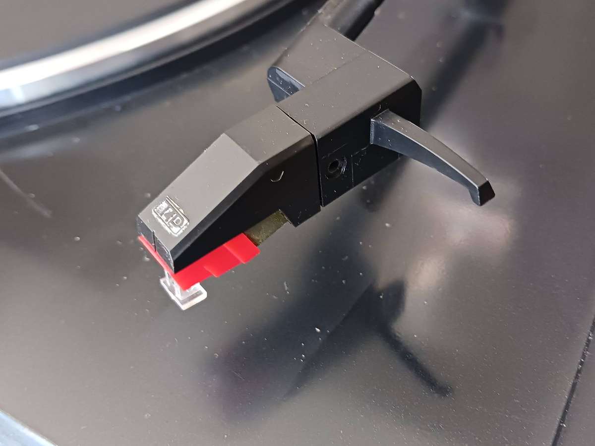 Kenwood Turntable - Model KD 37R ( in good working condition.)