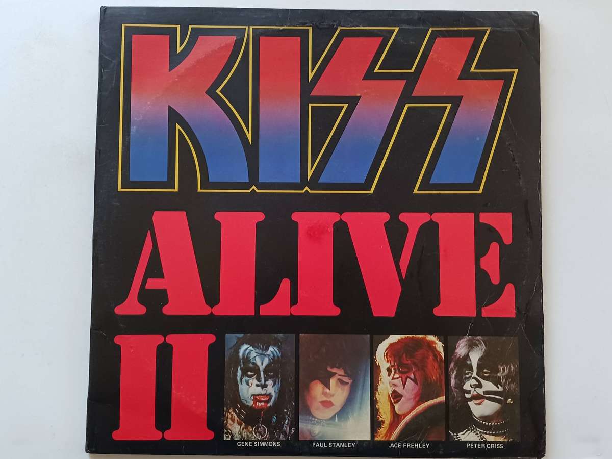 Kiss - Alive 11   ( scarce 1977 SA released LP )