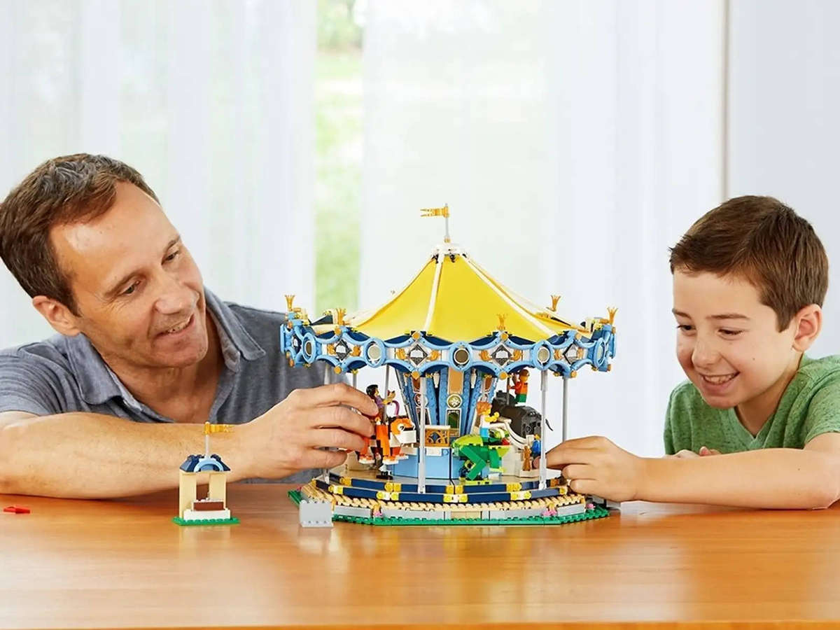 New LEGO Creator Expert Carousel - New in Opened Box - Discontinued (10257)