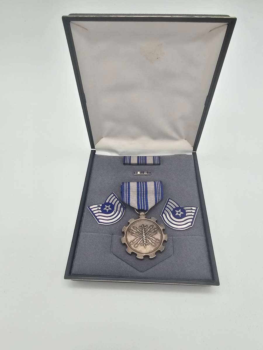 US Airforce medal of merit