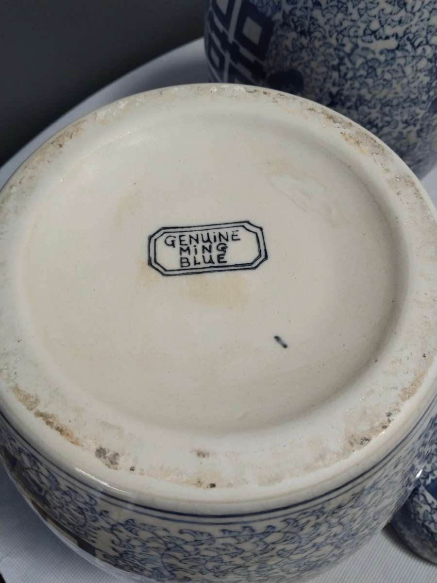 Large Blue and White Pair Chinese Vases with Lids