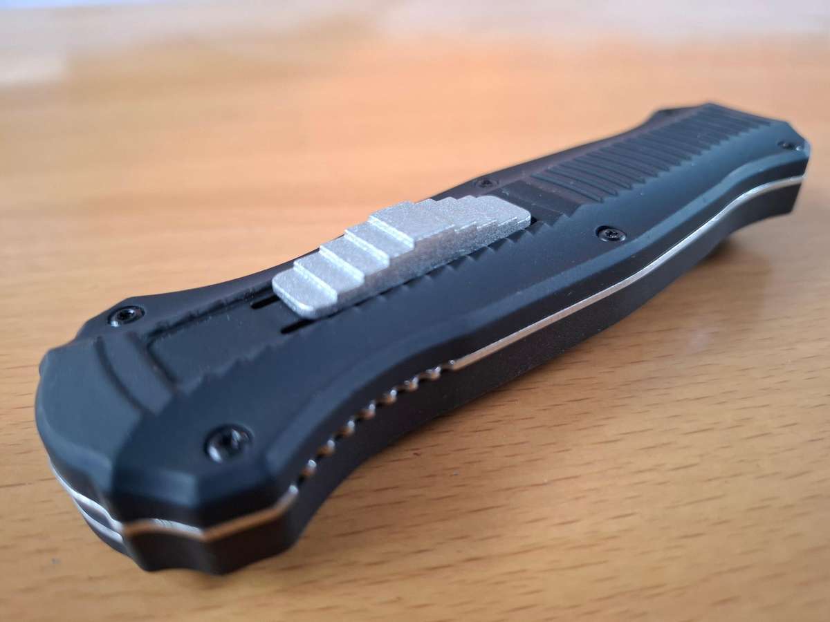 BENCHMADE INFIDEL LIMITED EDITION SWITCHBLADE