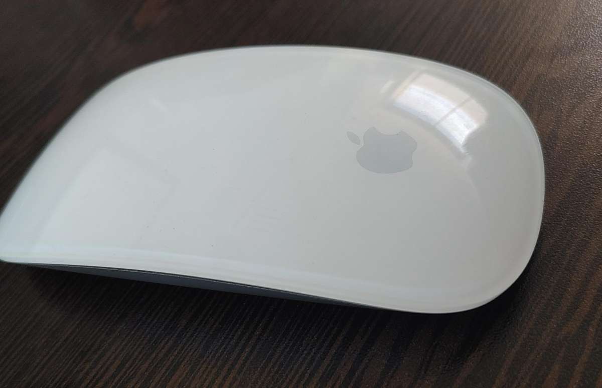 Original Apple Wireless Keyboard and Magic Mouse Combo