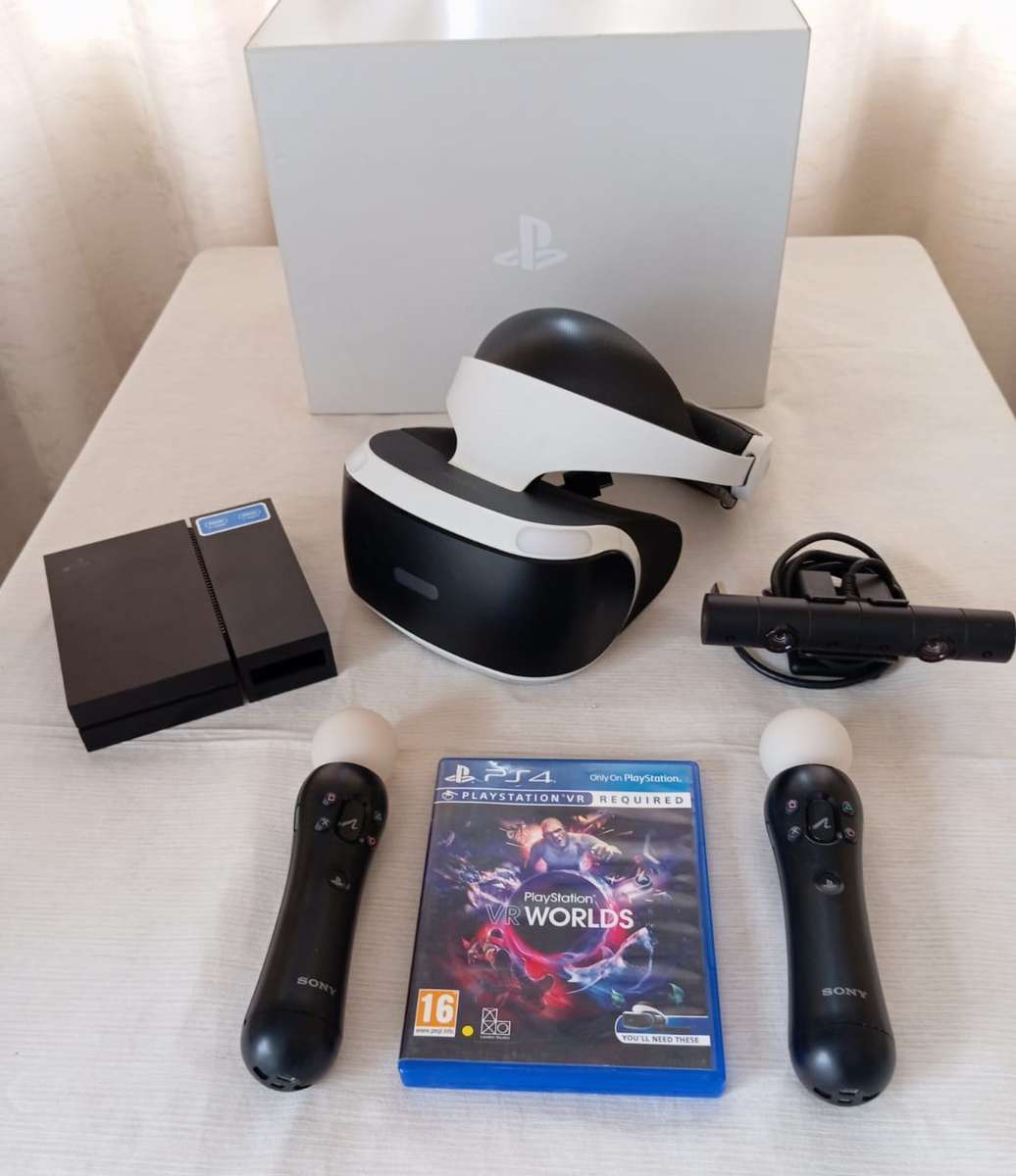 PSVR Headset + Playstation Move Controllers + Game complete Boxed