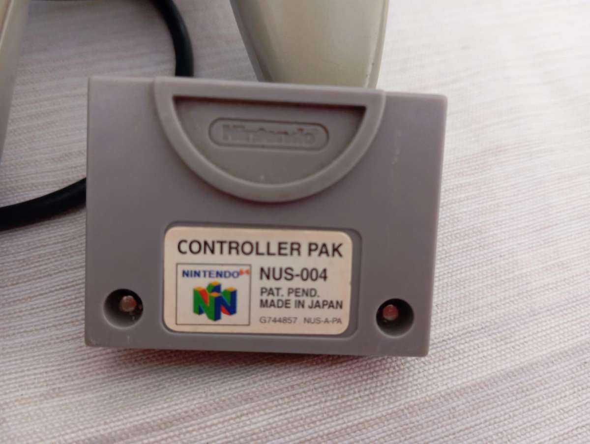 Nintendo N64 console and games