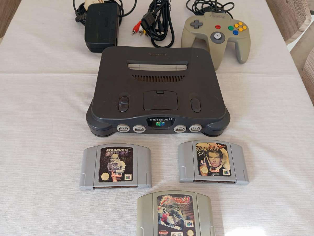 Nintendo N64 console and games