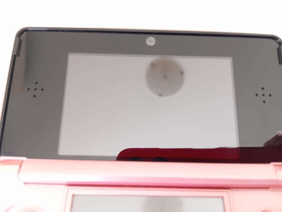 nintendo 3ds console pink