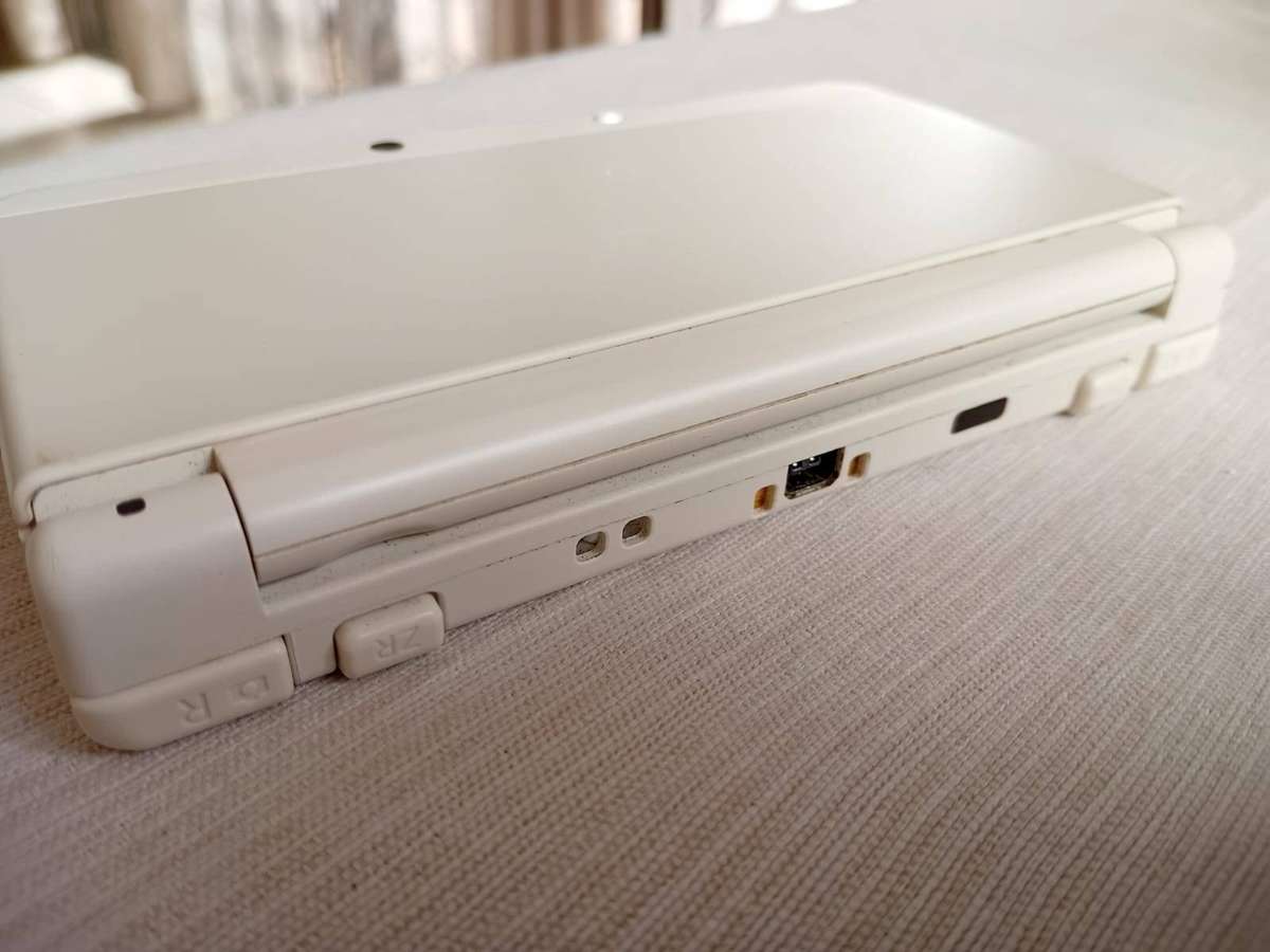 new nintendo 3ds console Boxed