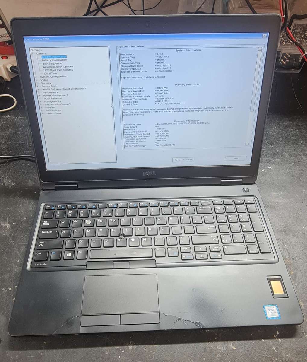 Dell Latitude 5580 I7 7GEN (Fixer Upper) (For spares or rebuild) (Switches on!)