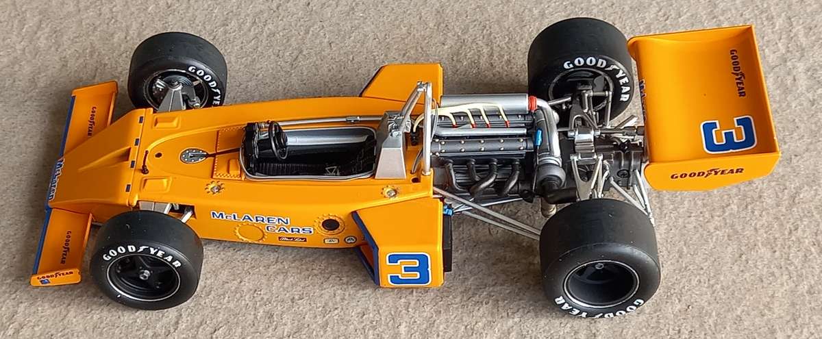 McLaren M16 Indy car - 1974 Indianapolis winner - Rutherford - Carousel 1/18