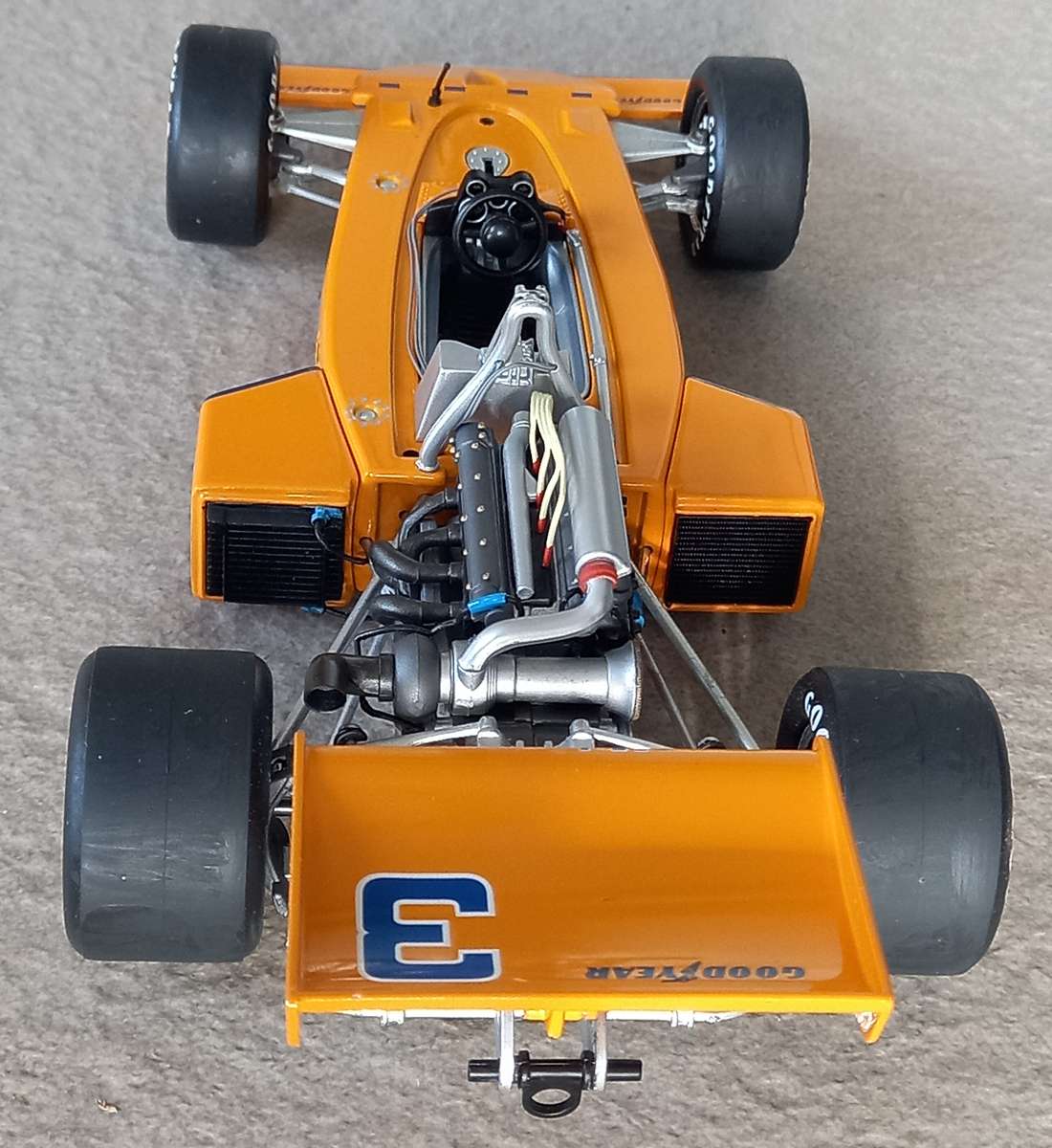 McLaren M16 Indy car - 1974 Indianapolis winner - Rutherford - Carousel 1/18