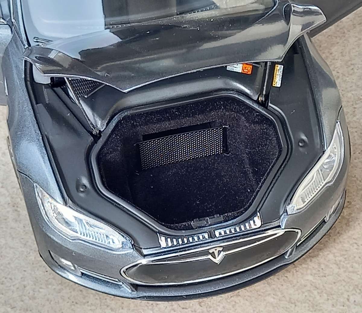 Tesla Model S Mk1 - Pioneer EV - 2013-2016