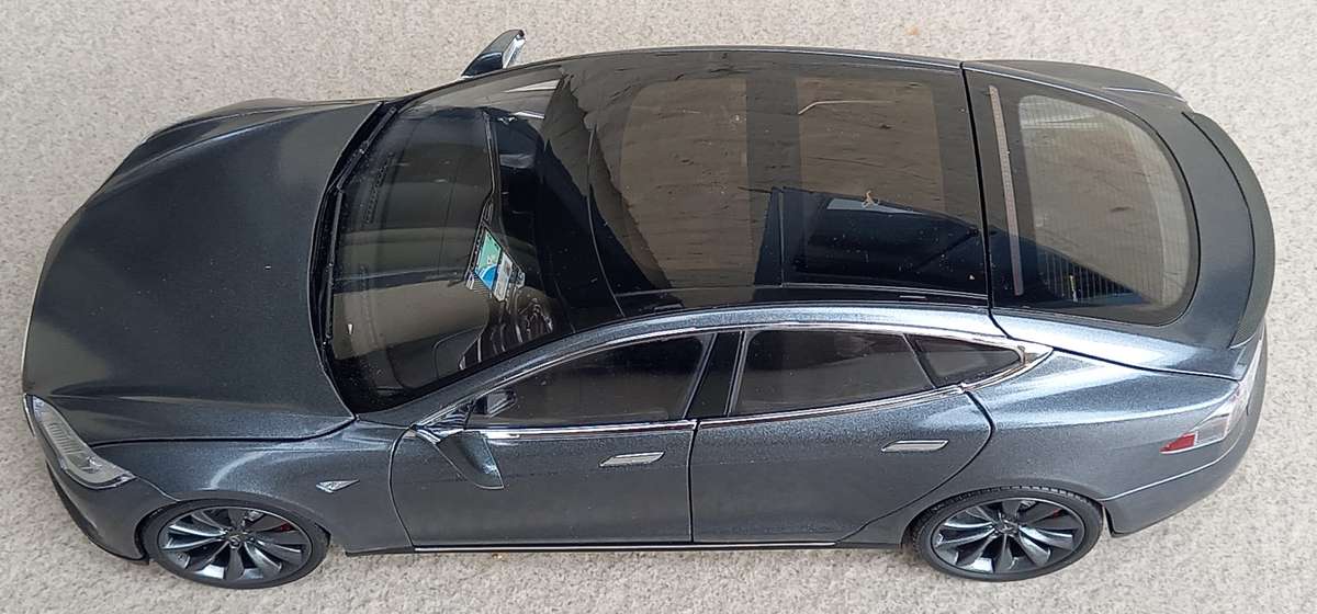 Tesla Model S Mk1 - Pioneer EV - 2013-2016