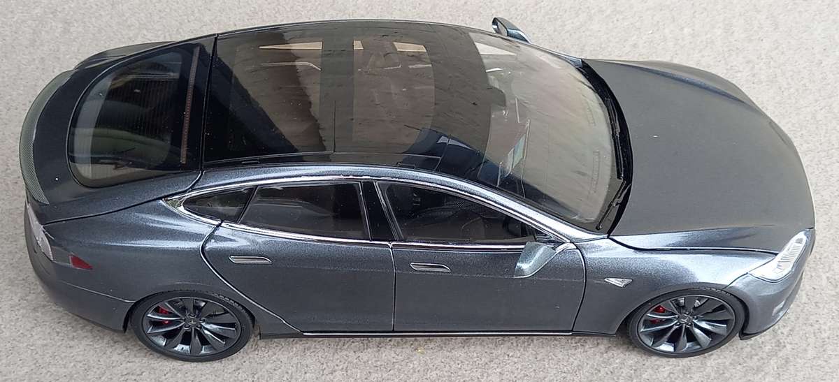 Tesla Model S Mk1 - Pioneer EV - 2013-2016