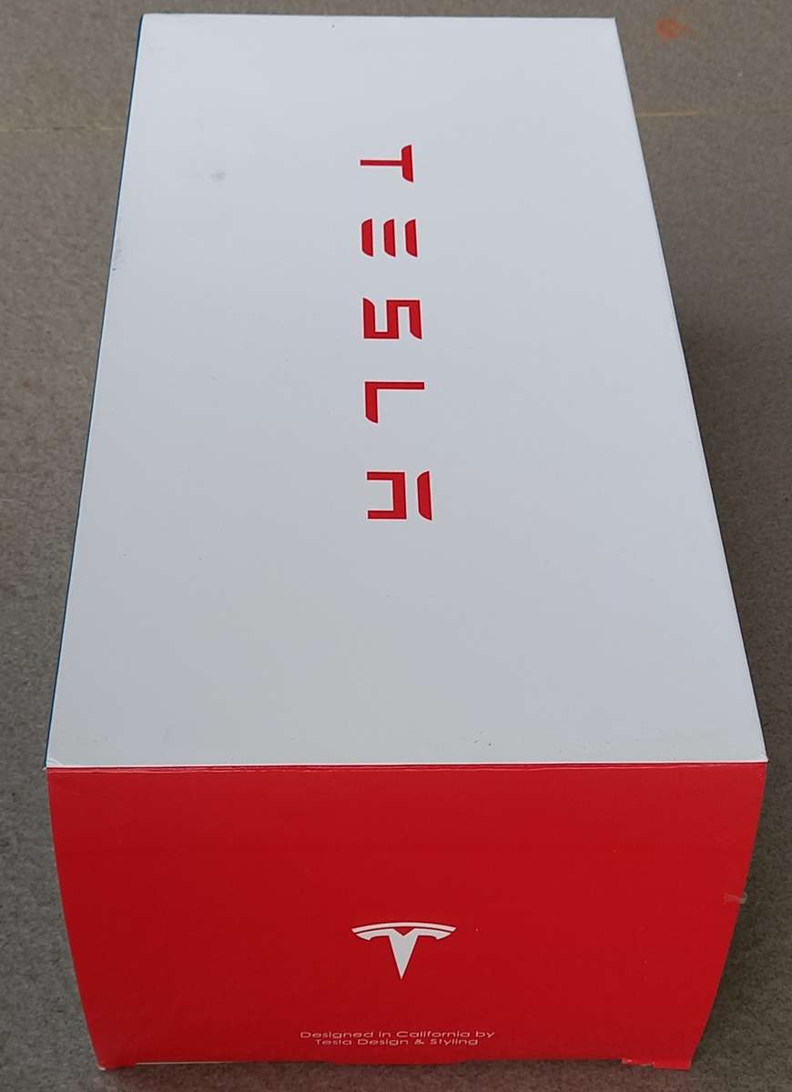 Tesla Model S Mk1 - Pioneer EV - 2013-2016