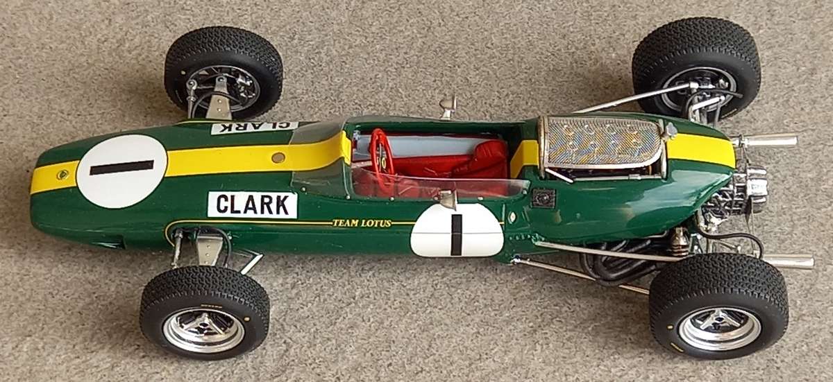 Lotus 33 - Jimmy Clark - 1965 World Champion - Spark 1/18
