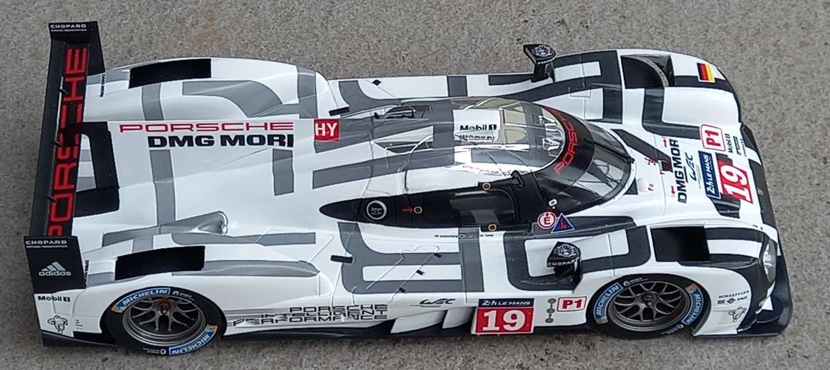 Porsche 919 - 2015 Le Mans winner - Spark 1/18