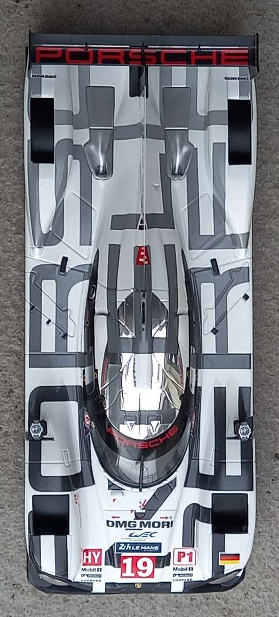 Porsche 919 - 2015 Le Mans winner - Spark 1/18