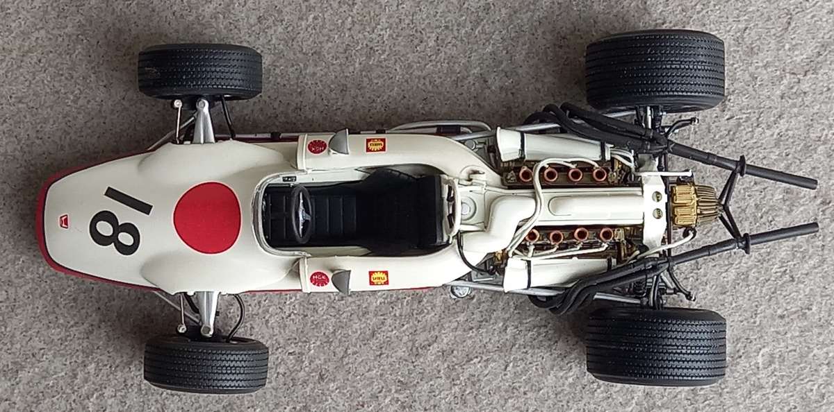 Honda RA302 - 1968 - Ebbro 1/20