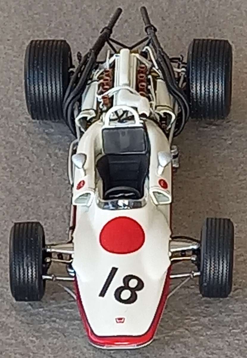 Honda RA302 - 1968 - Ebbro 1/20
