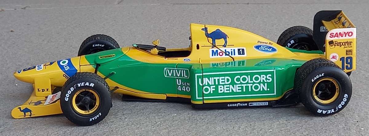 Benetton B192 - Schumacher's first F1 win - 1992 Spa - Minichamps 1/18