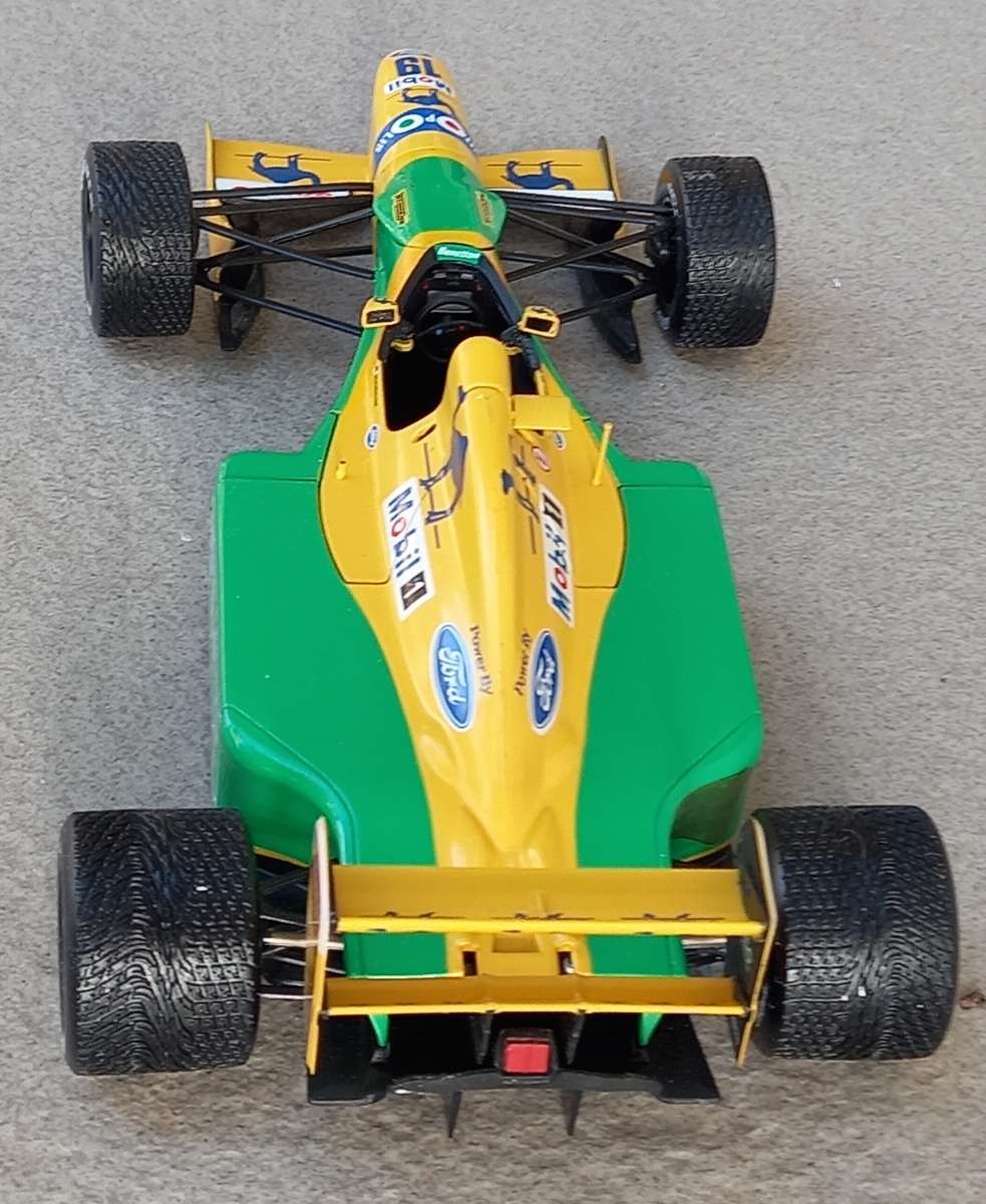Benetton B192 - Schumacher's first F1 win - 1992 Spa - Minichamps 1/18