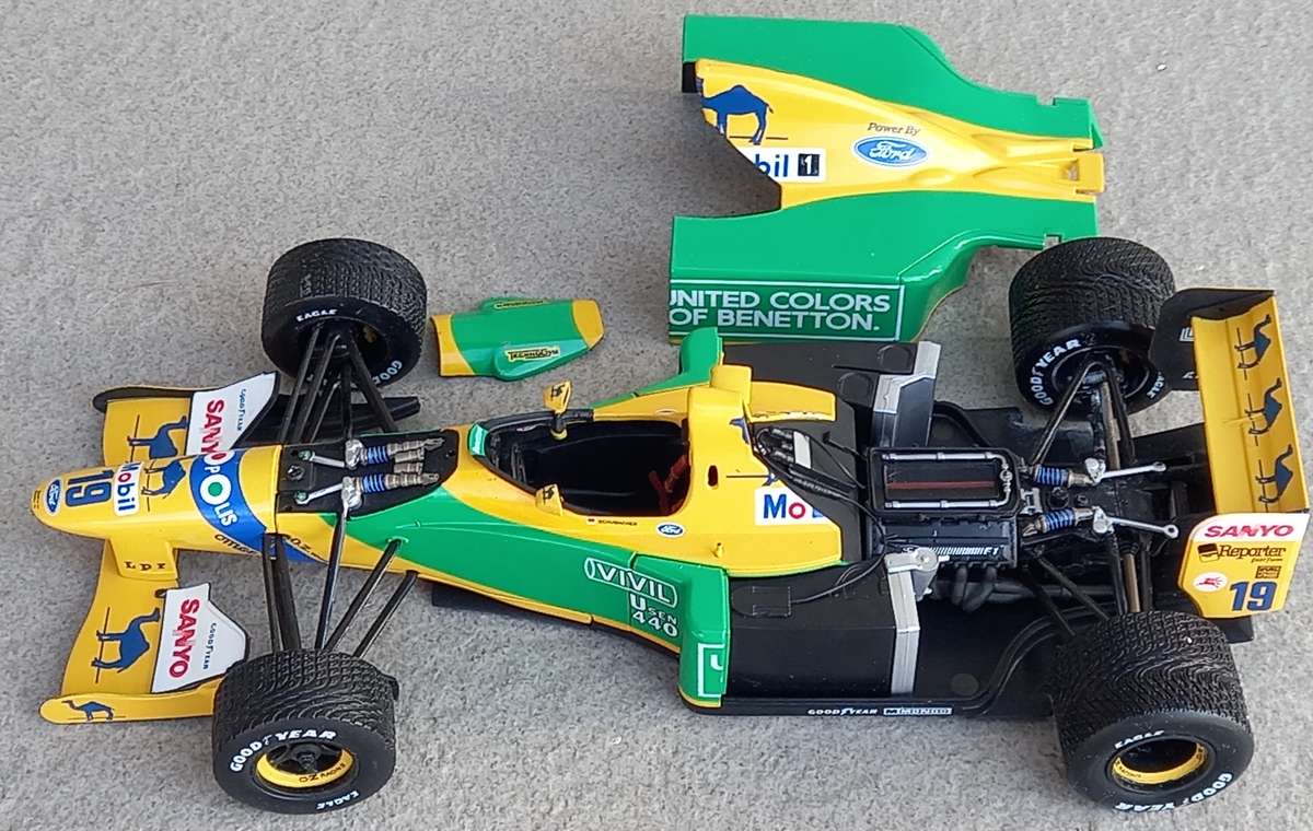Benetton B192 - Schumacher's first F1 win - 1992 Spa - Minichamps 1/18
