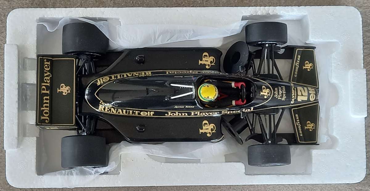 Lotus 97T - 1985 - Senna's first win - Full JPS livery - Minichamps 1/18