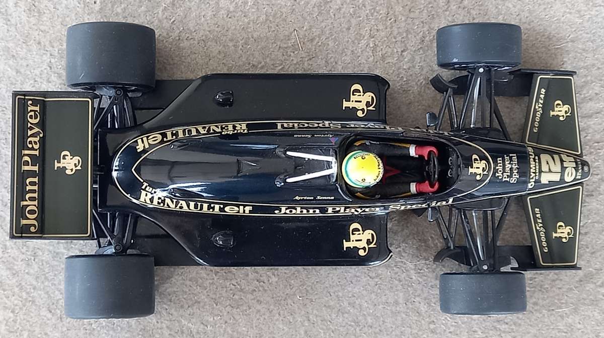 Lotus 97T - 1985 - Senna's first win - Full JPS livery - Minichamps 1/18