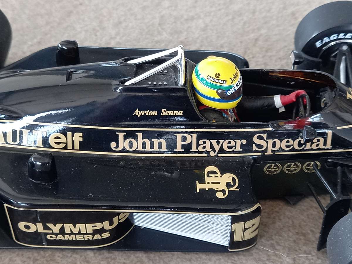 Lotus 97T - 1985 - Senna's first win - Full JPS livery - Minichamps 1/18