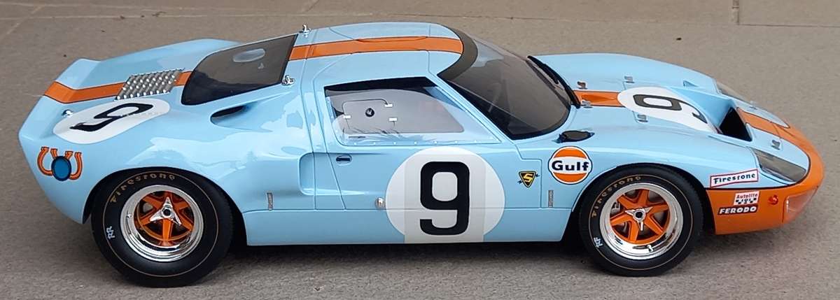 Ford GT40 Mk 1 - 1968 Le Mans winner - Big CMR 1/12 scale