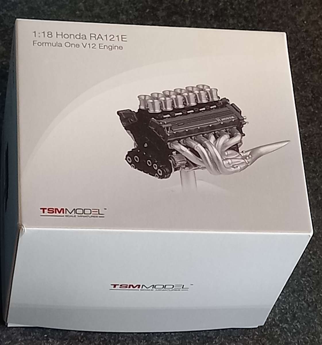 Honda RA121E V12 F1 engine - 1991/2 - Display stand - TSM 1/18