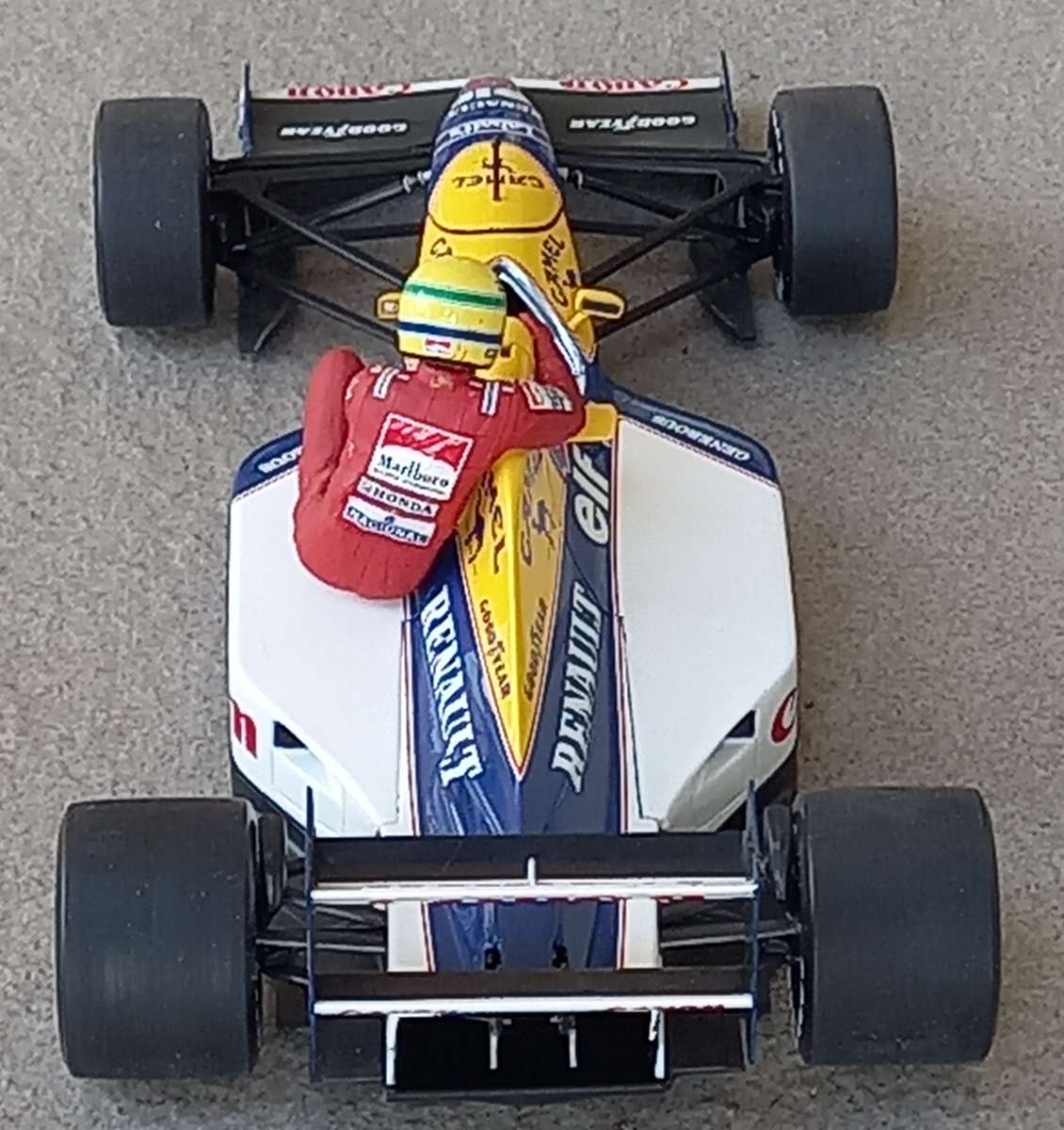 Williams FW14 - 1991 - N Mansell and A Senna taxi - Minichamps 1/18