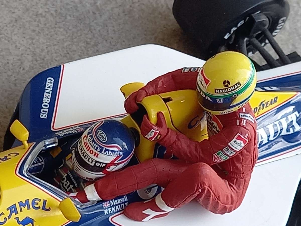 Williams FW14 - 1991 - N Mansell and A Senna taxi - Minichamps 1/18