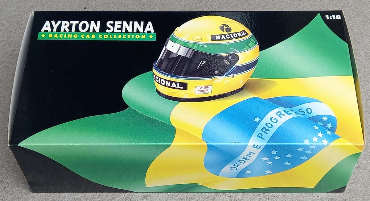 Marlboro-McLaren MP4-4 - 1988 World Champion - Senna - Minichamps 1/18