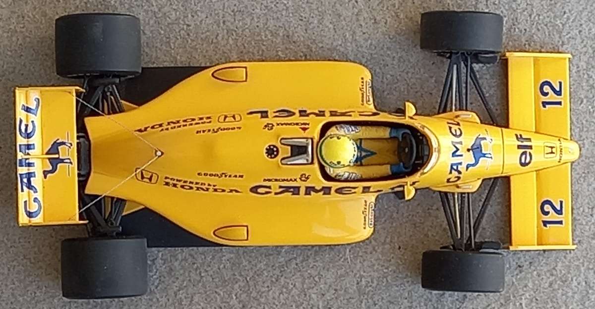 Lotus-Honda 99T - Senna - 1987 - Minichamps 1/18