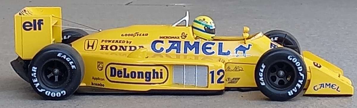 Lotus-Honda 99T - Senna - 1987 - Minichamps 1/18