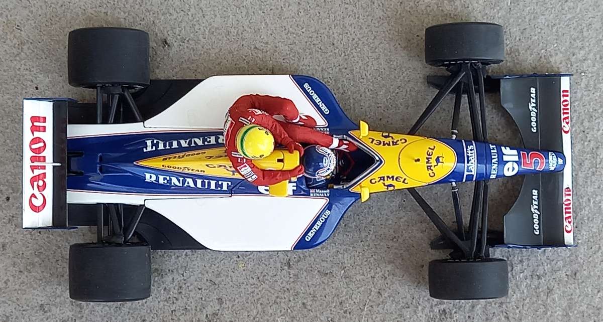 Williams FW14 - 1991 - N Mansell and A Senna taxi - Minichamps 1/18