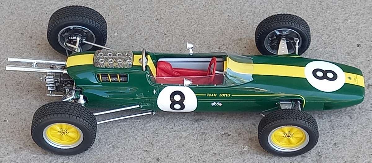 Lotus 25 - Jim Clark - 1963 World Champion - Spark 1/18