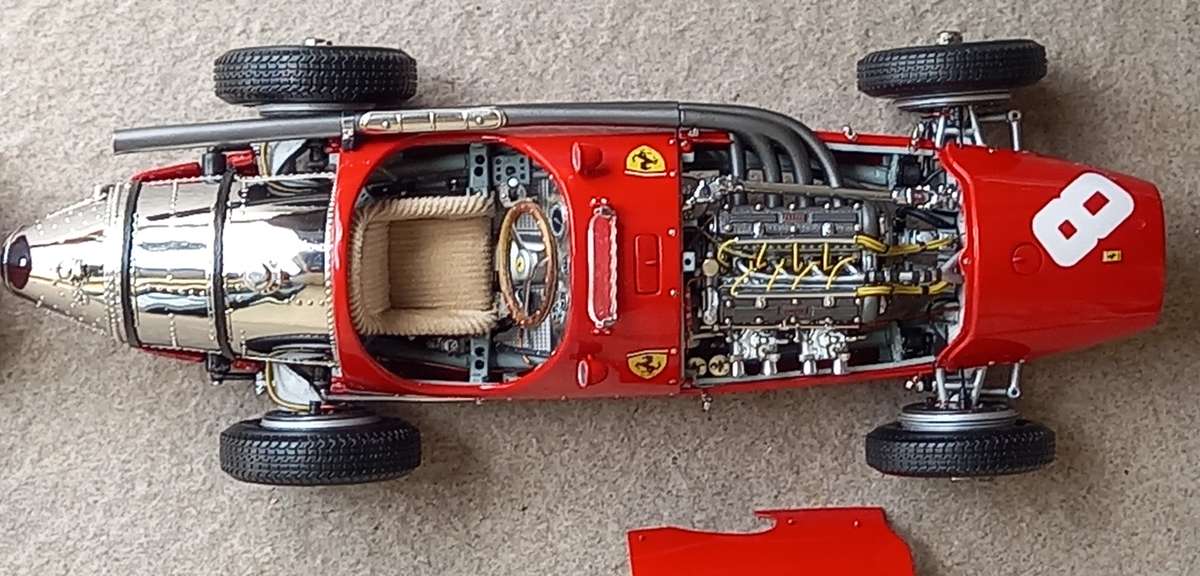 Ferrari Tipo 500 - Ascari - 1952/53 World Champion - CMC 1/18