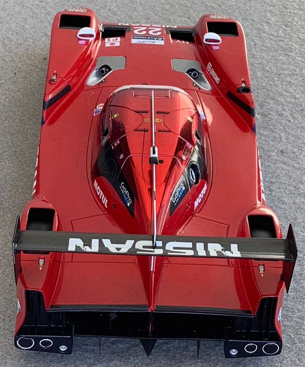 Nissan GT-R LM Nismo - 2015 Le Mans - Spark 1/18